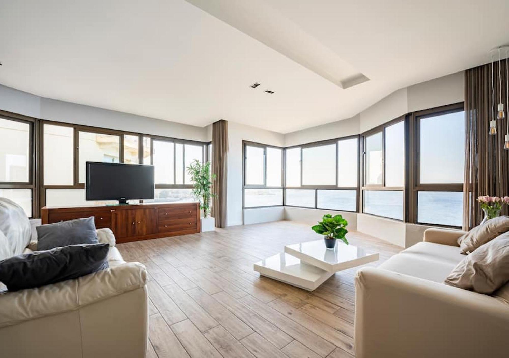 Sea View Luxury Haven Living & 3Bedrooms Seafront Sliema Exterior photo