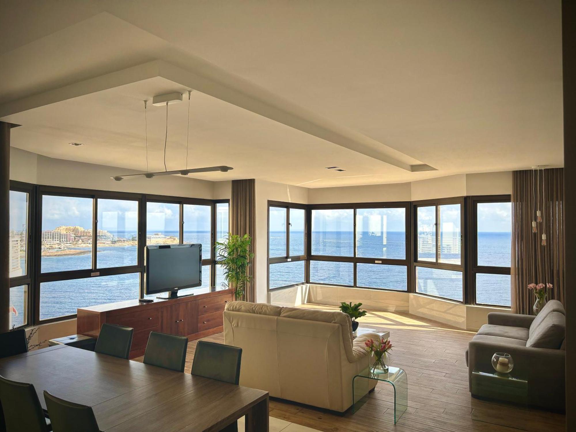 Sea View Luxury Haven Living & 3Bedrooms Seafront Sliema Exterior photo